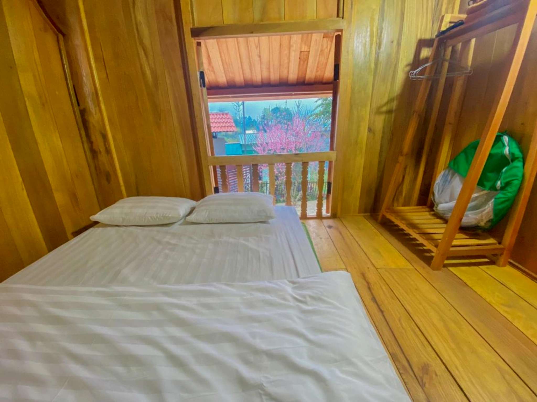 Phòng giường đôi tại Plum Homestay Đồng Văn